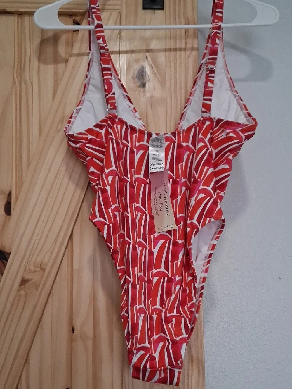 VENUS Red and White Geometric Swimwear - Picture 6 of 7